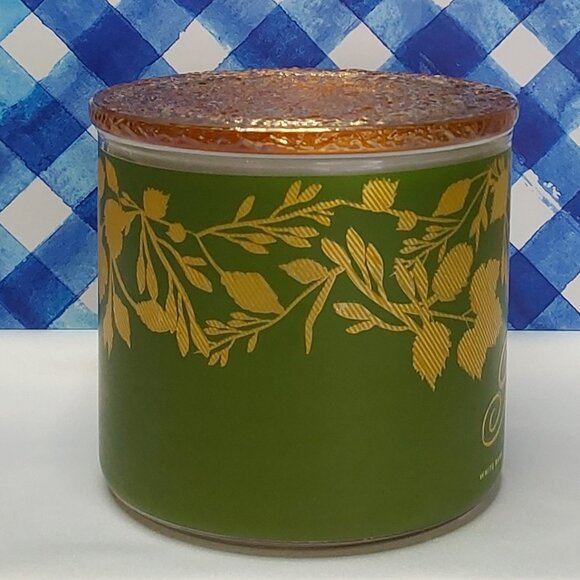 WHITE BARN 3-WICK CANDLE 'HARVEST GATHERING' w/DECORATIVE TOP & WRAP - Picture 3 of 16